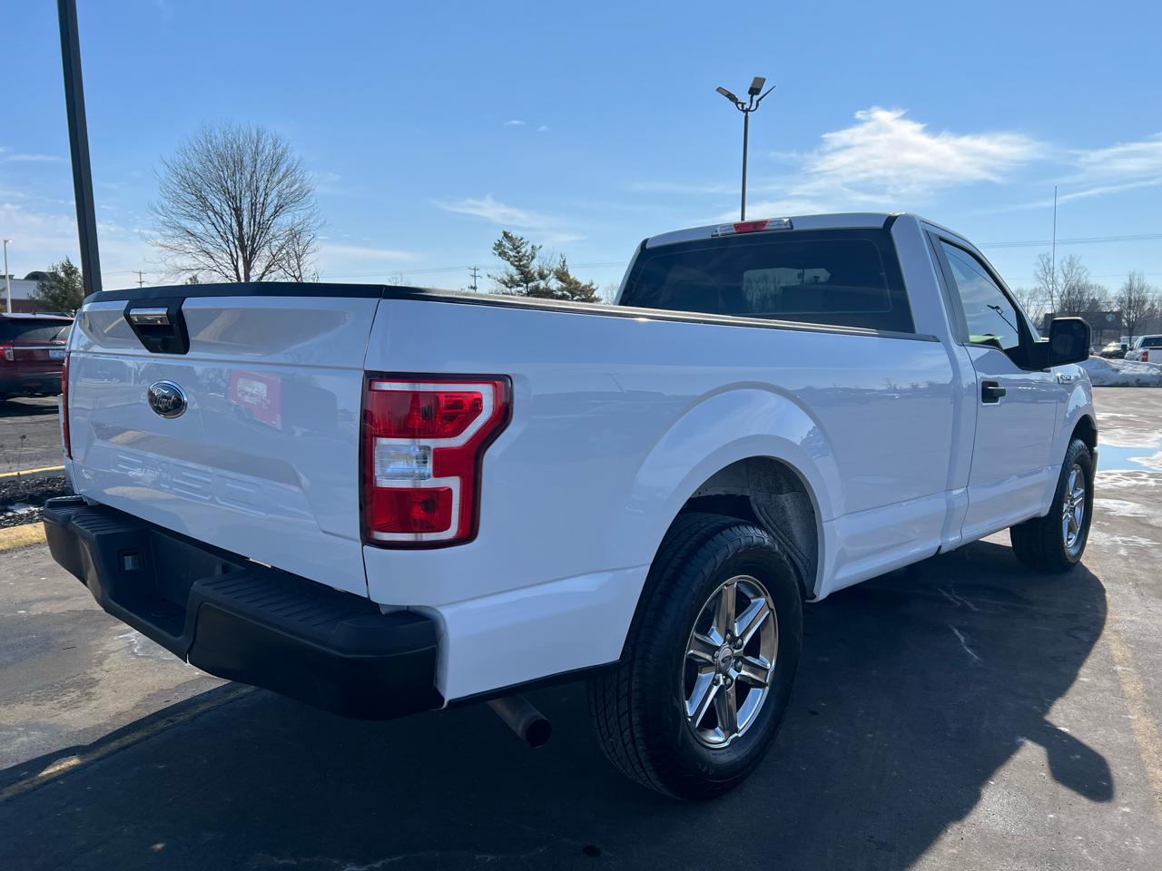 Ford F-150 XLT 2WD Reg Cab 8' Box 2019