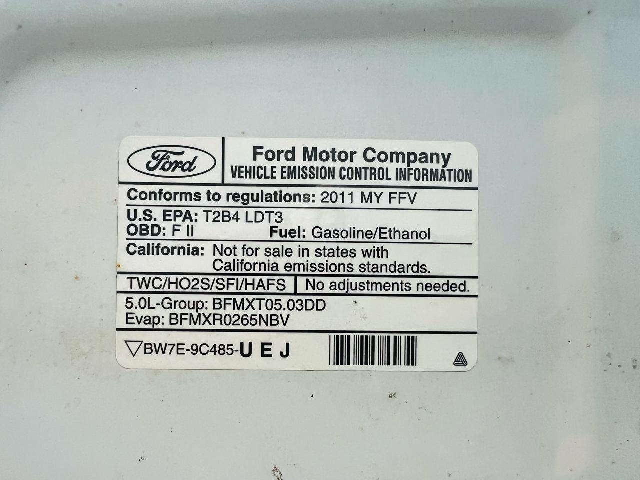 Ford F-150 4WD SuperCrew 145" Platinum 2011