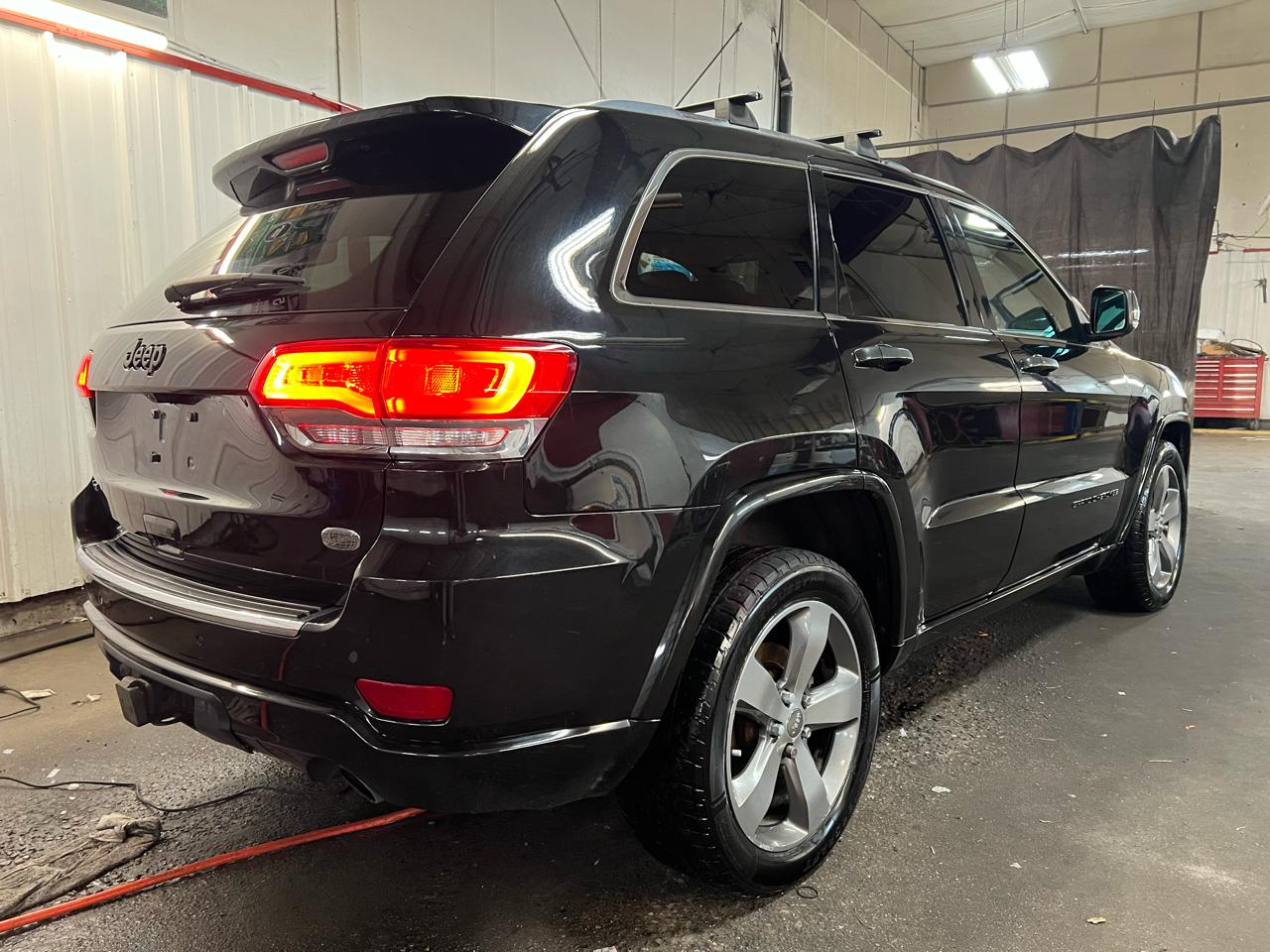 Jeep Grand Cherokee 4dr Overland 4WD 2014