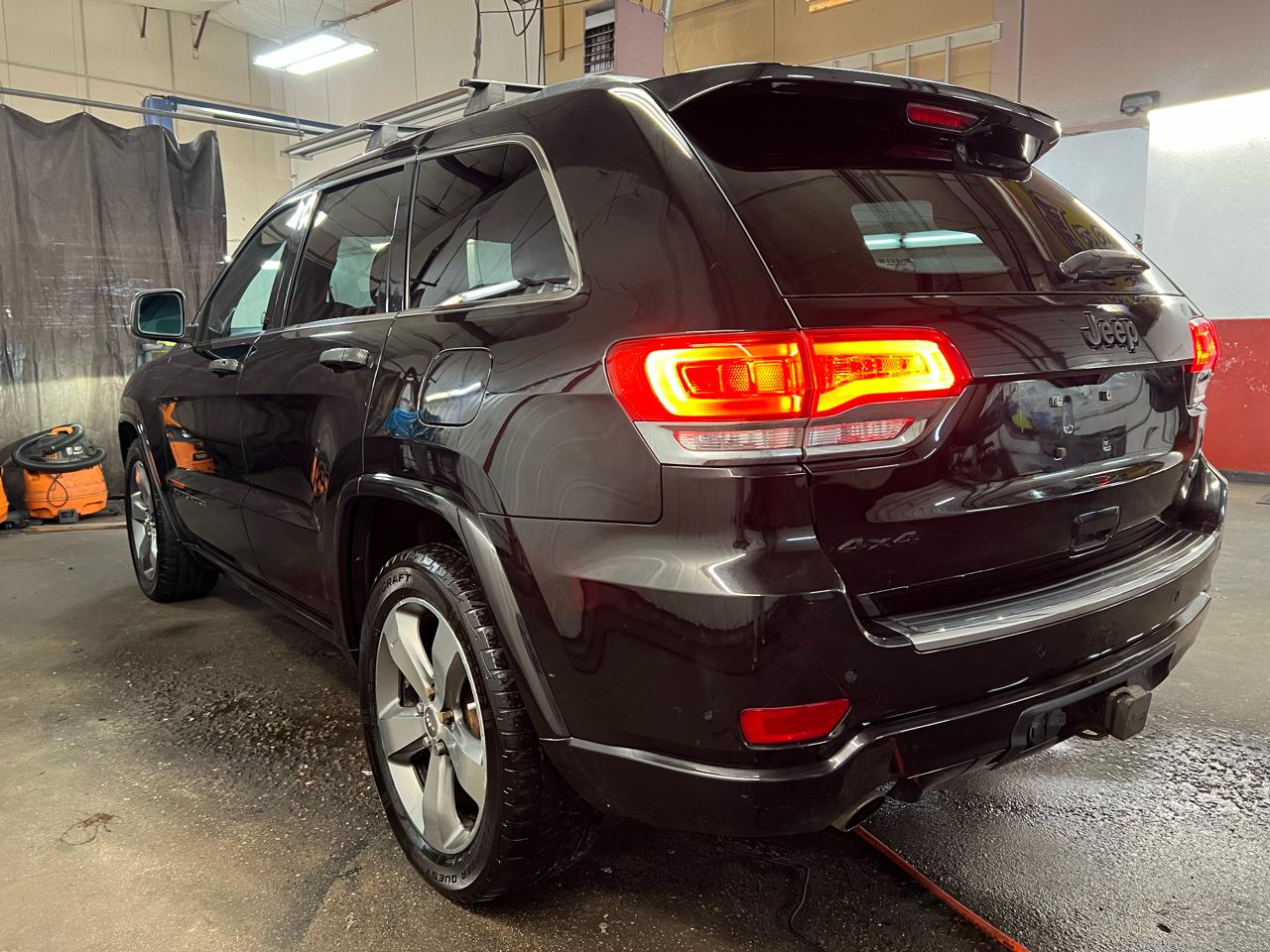 Jeep Grand Cherokee 4dr Overland 4WD 2014