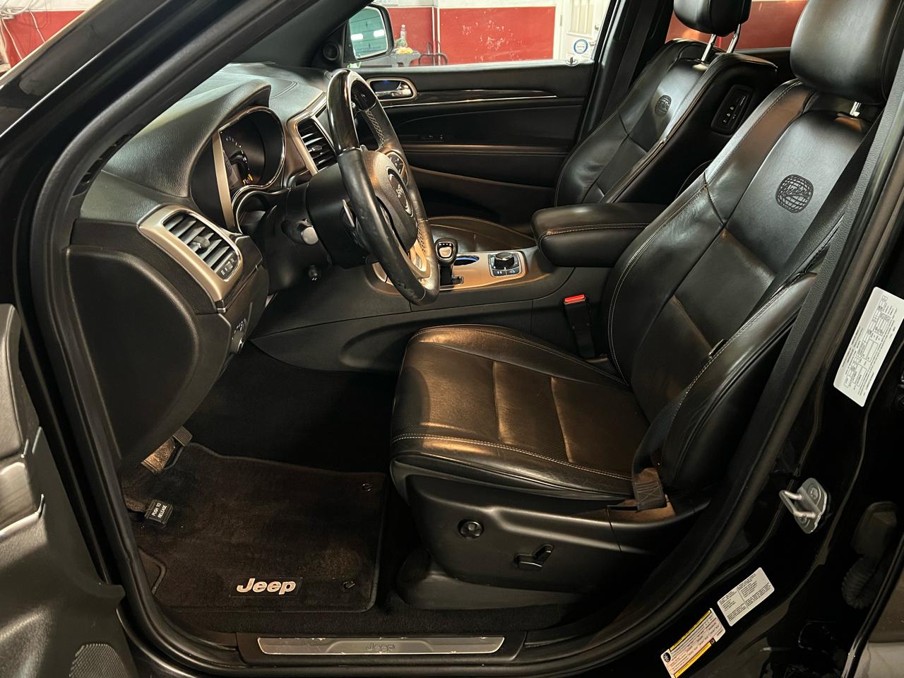 Jeep Grand Cherokee 4dr Overland 4WD 2014