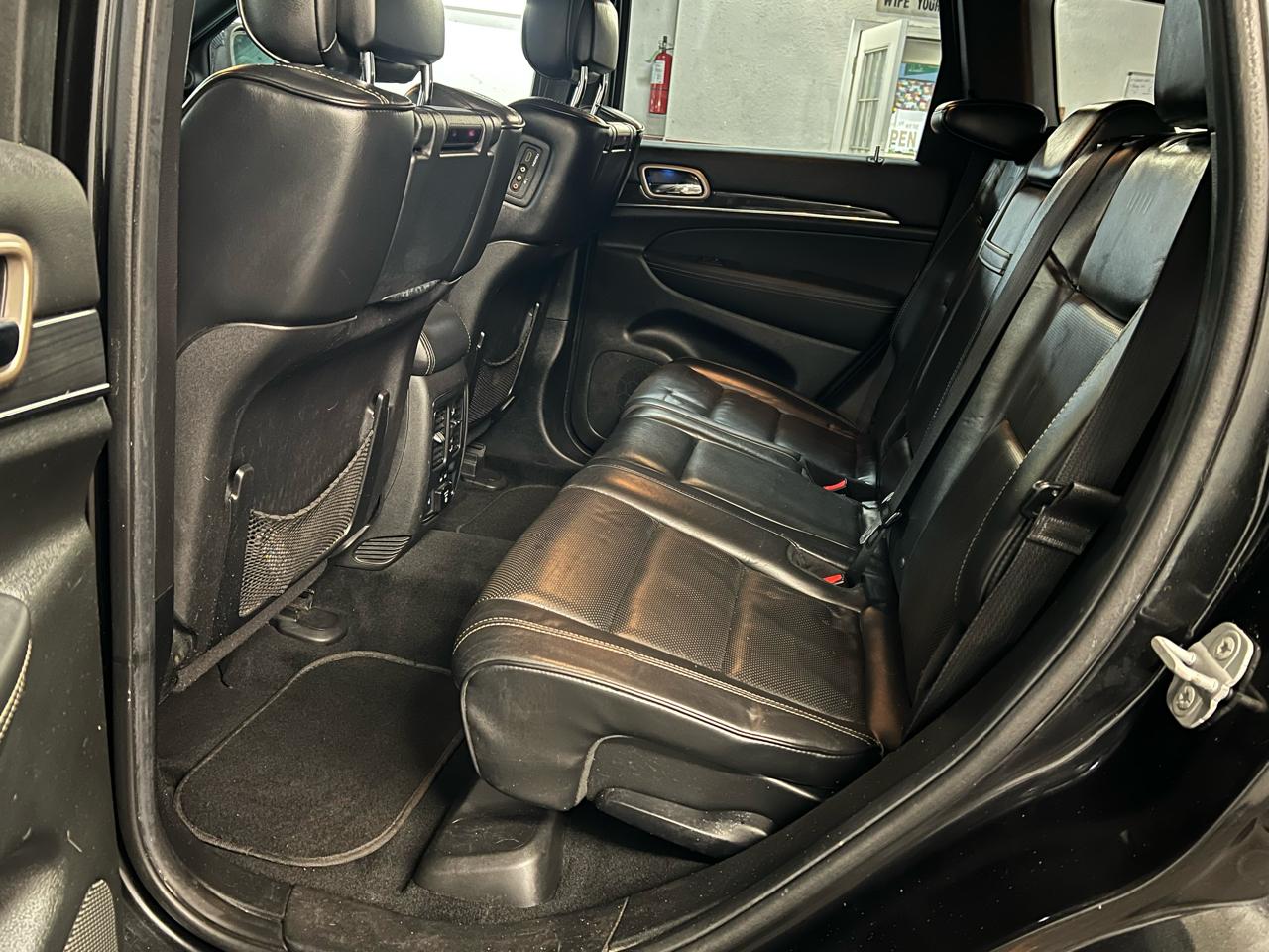 Jeep Grand Cherokee 4dr Overland 4WD 2014