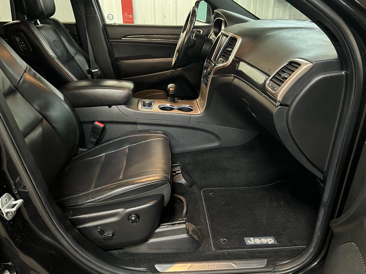 Jeep Grand Cherokee 4dr Overland 4WD 2014