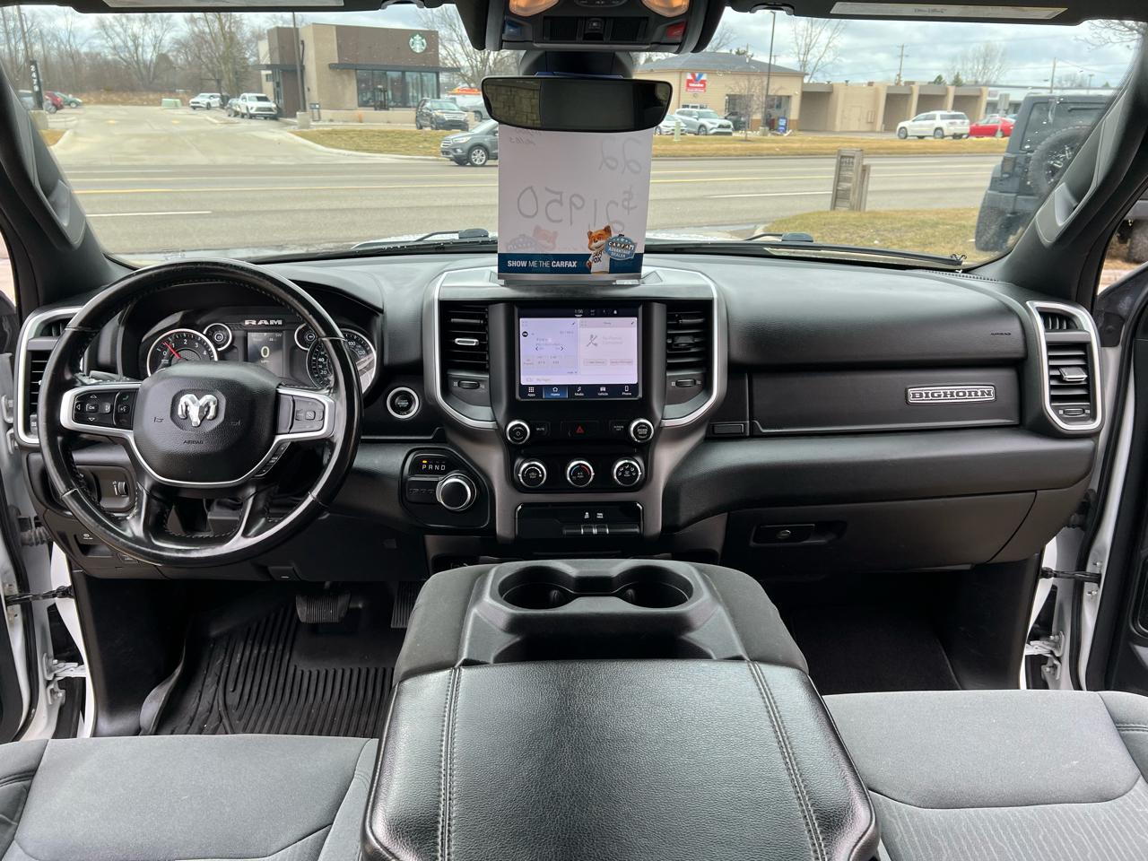 RAM 1500 Big Horn 4x2 Crew Cab 5'7" Box 2022