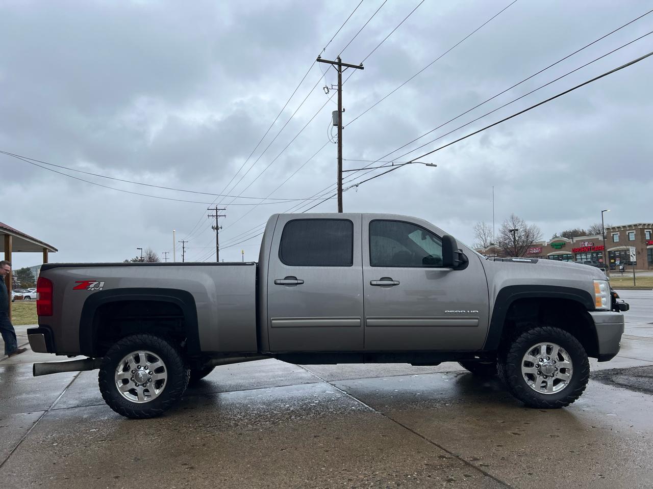 Chevrolet Silverado 2500HD 4WD Crew Cab 153.7" LT 2013