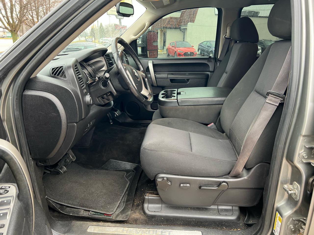 Chevrolet Silverado 2500HD 4WD Crew Cab 153.7" LT 2013