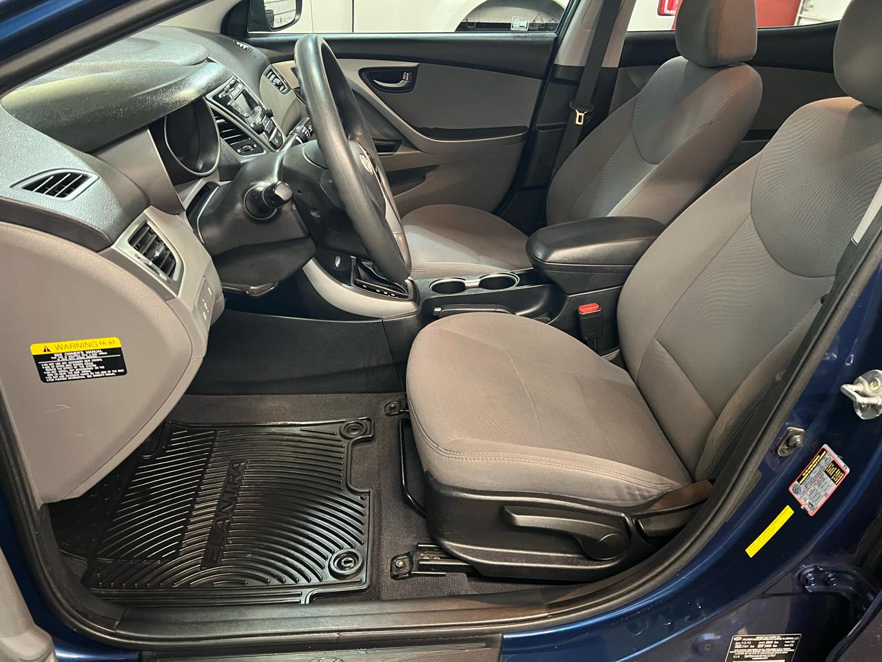 Hyundai Elantra 4dr Sdn Auto SE (Alabama Plant) 2015