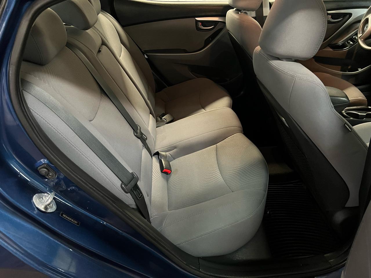 Hyundai Elantra 4dr Sdn Auto SE (Alabama Plant) 2015