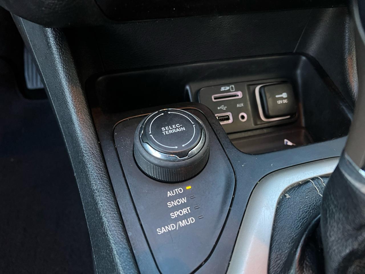 Jeep Cherokee 4WD 4dr Limited 2015