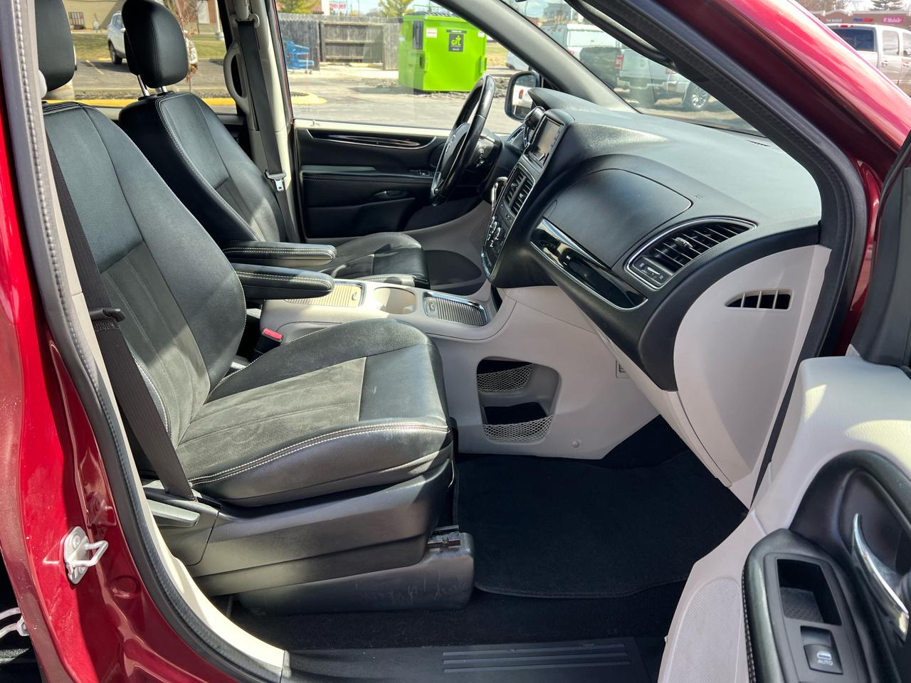 Dodge Grand Caravan SXT Wagon 2019