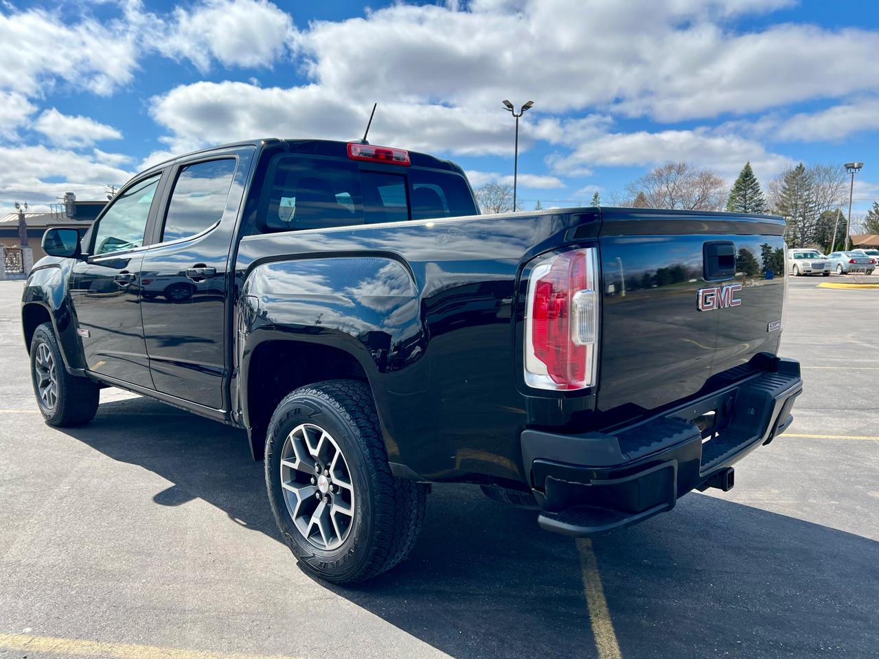 GMC Canyon 4WD Crew Cab 128.3" SLE 2016