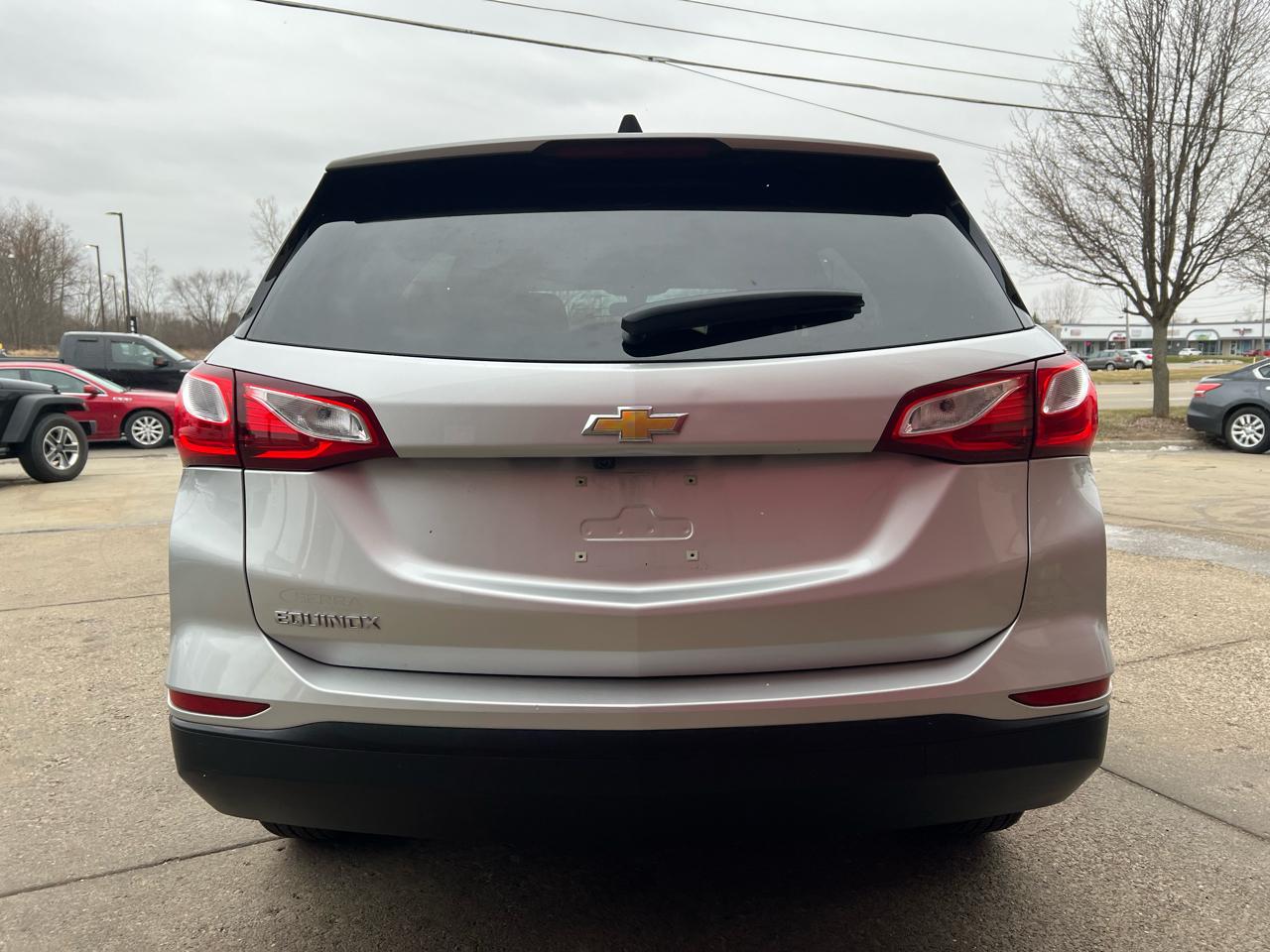 Chevrolet Equinox FWD 4dr LS w/1LS 2019