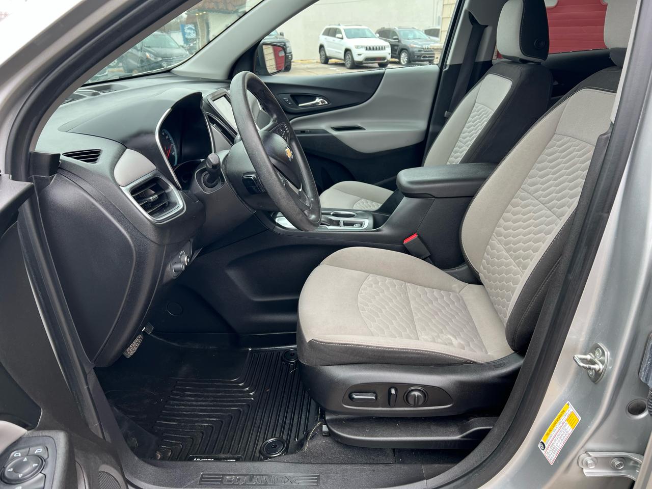 Chevrolet Equinox FWD 4dr LS w/1LS 2019