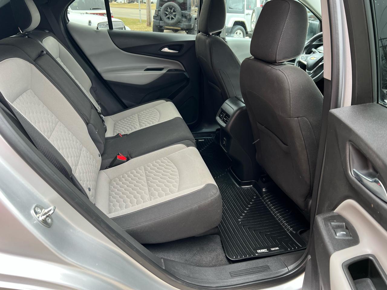 Chevrolet Equinox FWD 4dr LS w/1LS 2019