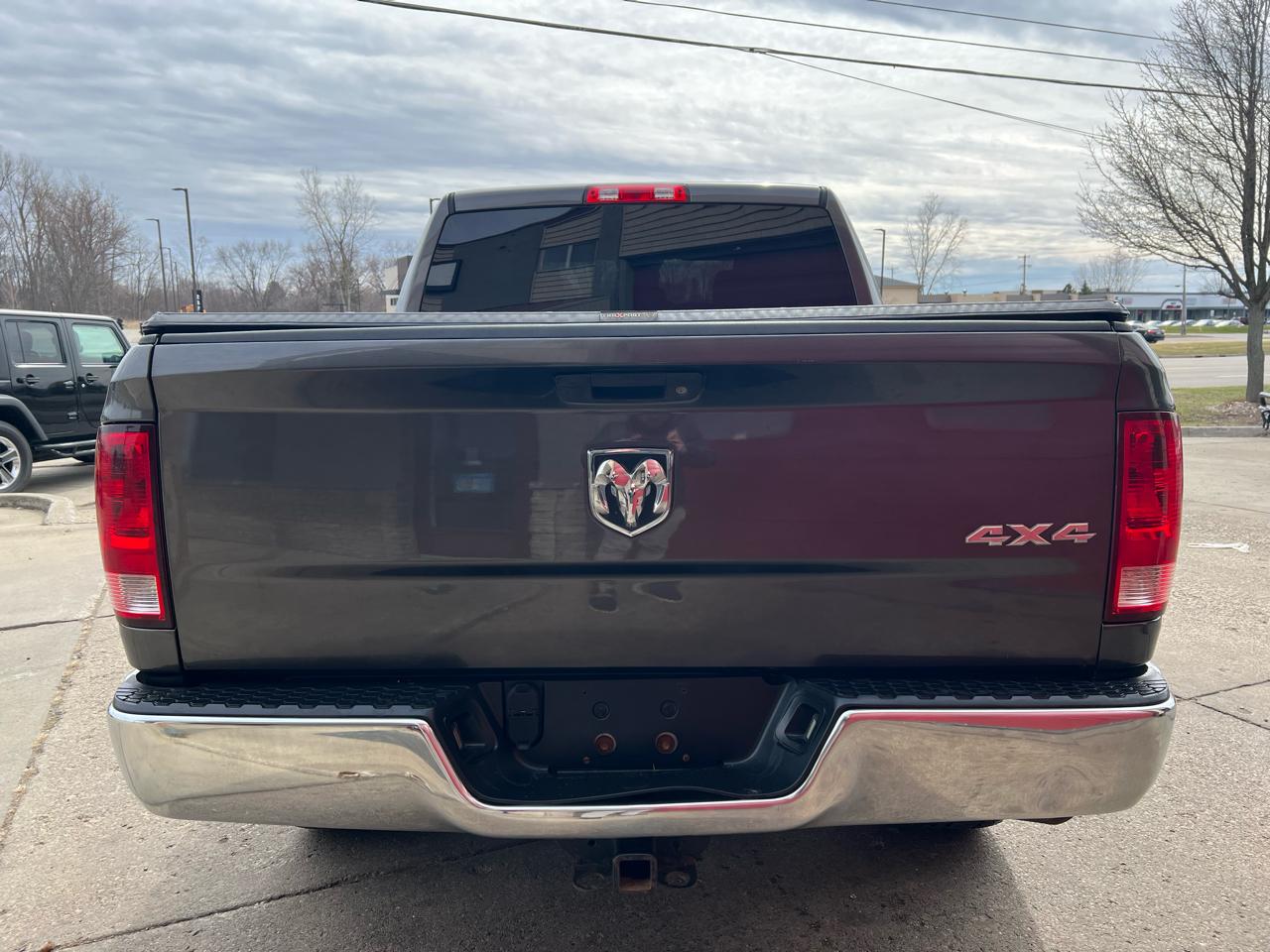 RAM 1500 Tradesman Crew Cab 4WD 2014