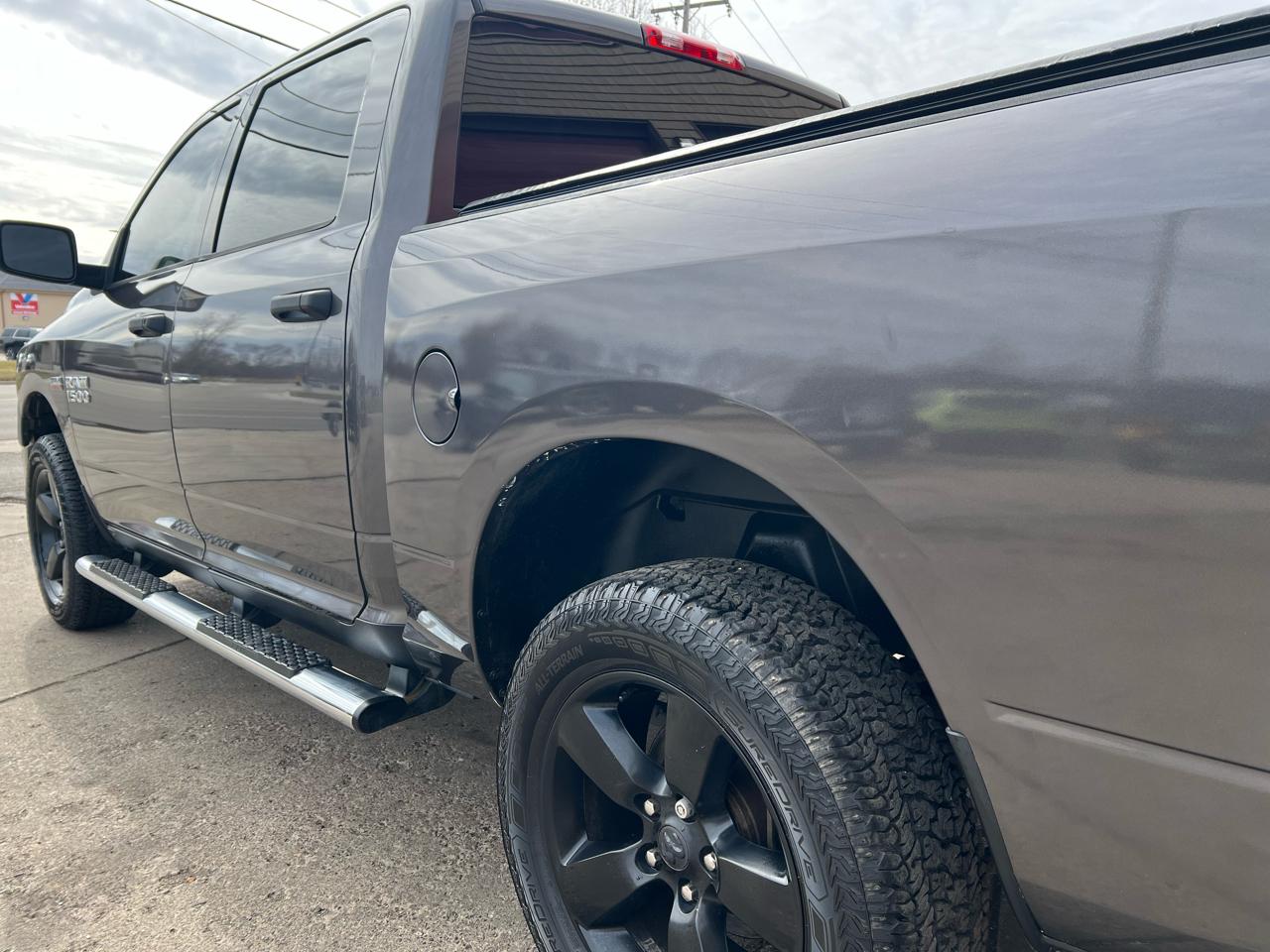 RAM 1500 Tradesman Crew Cab 4WD 2014