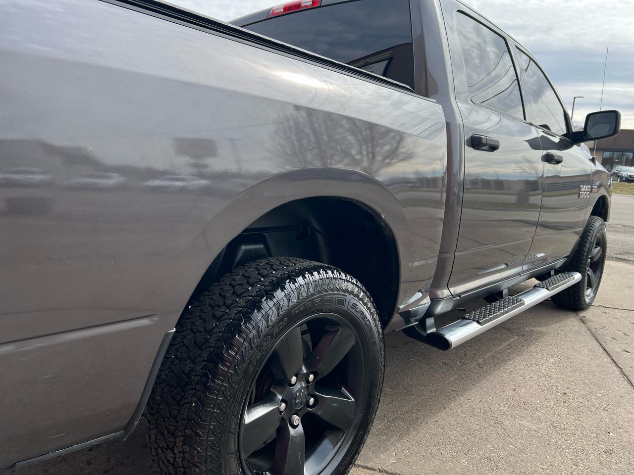 RAM 1500 Tradesman Crew Cab 4WD 2014
