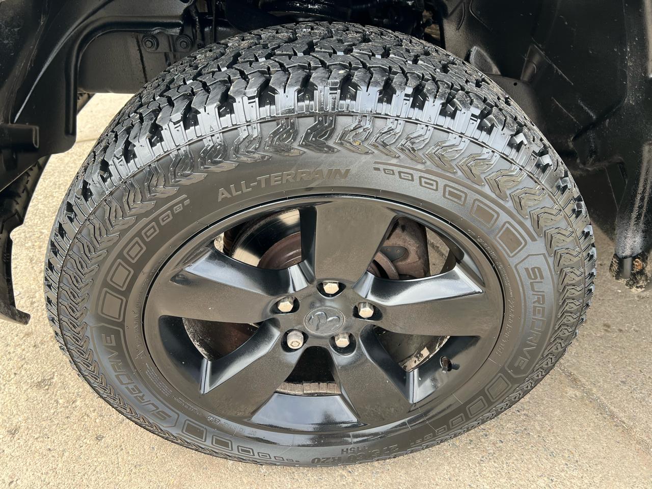 RAM 1500 Tradesman Crew Cab 4WD 2014