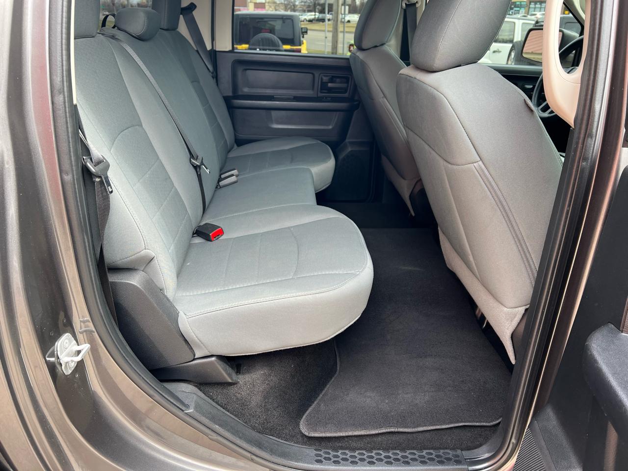 RAM 1500 Tradesman Crew Cab 4WD 2014