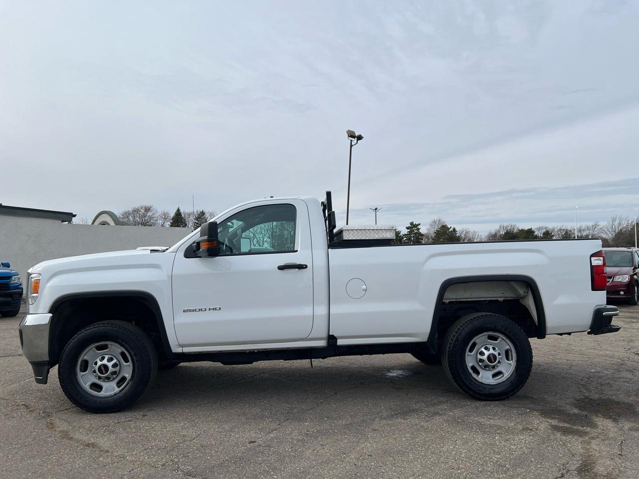 GMC Sierra 2500HD 2WD Reg Cab 133.6" 2017