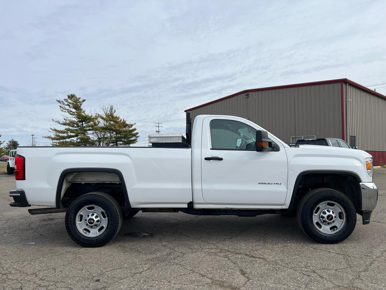 GMC Sierra 2500HD 2WD Reg Cab 133.6" 2017
