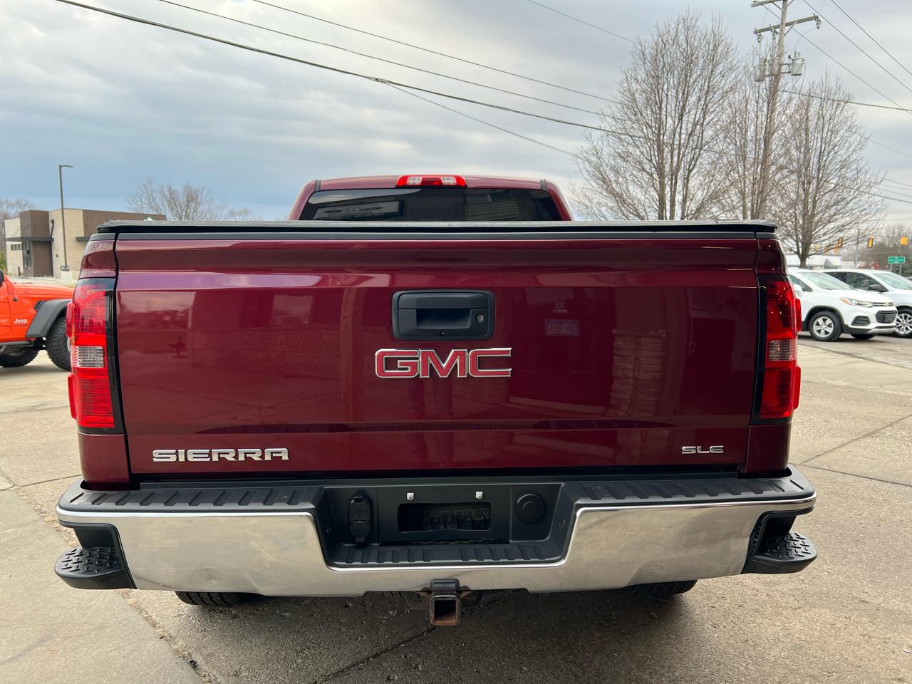GMC Sierra 1500 4WD Double Cab 143.5" SLE 2015