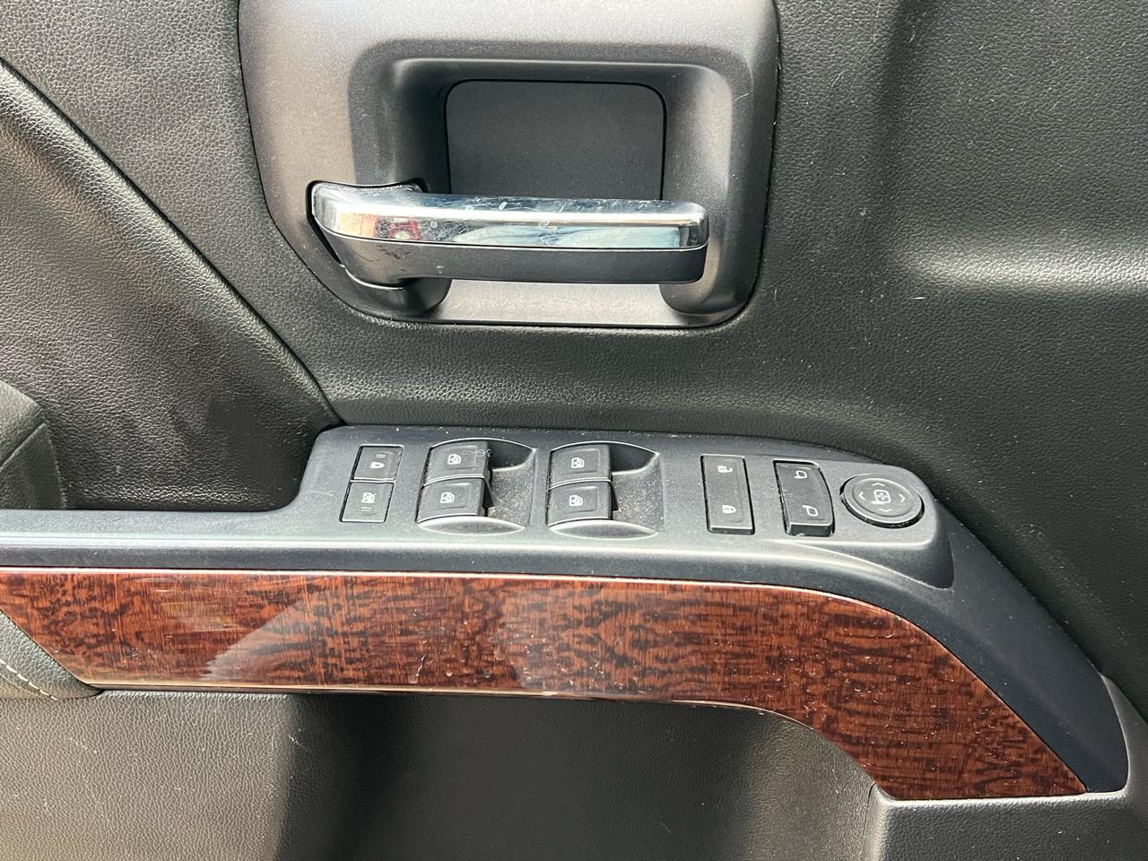 GMC Sierra 1500 4WD Double Cab 143.5" SLE 2015