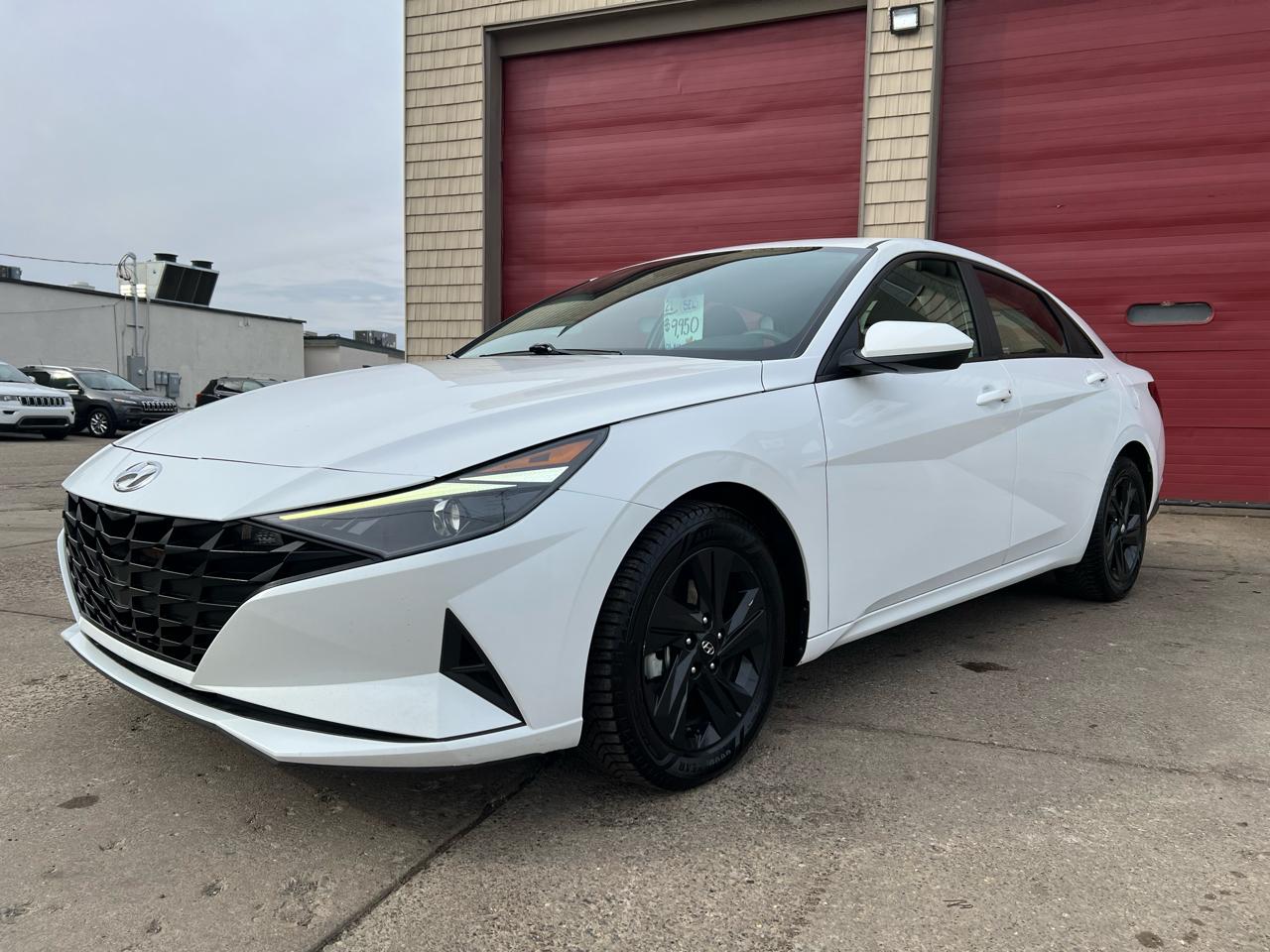 Hyundai Elantra SEL IVT *Ltd Avail* 2021