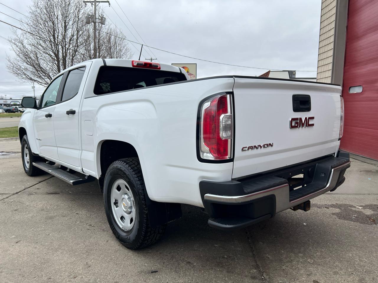 GMC Canyon 2WD Crew Cab 140.5" 2017