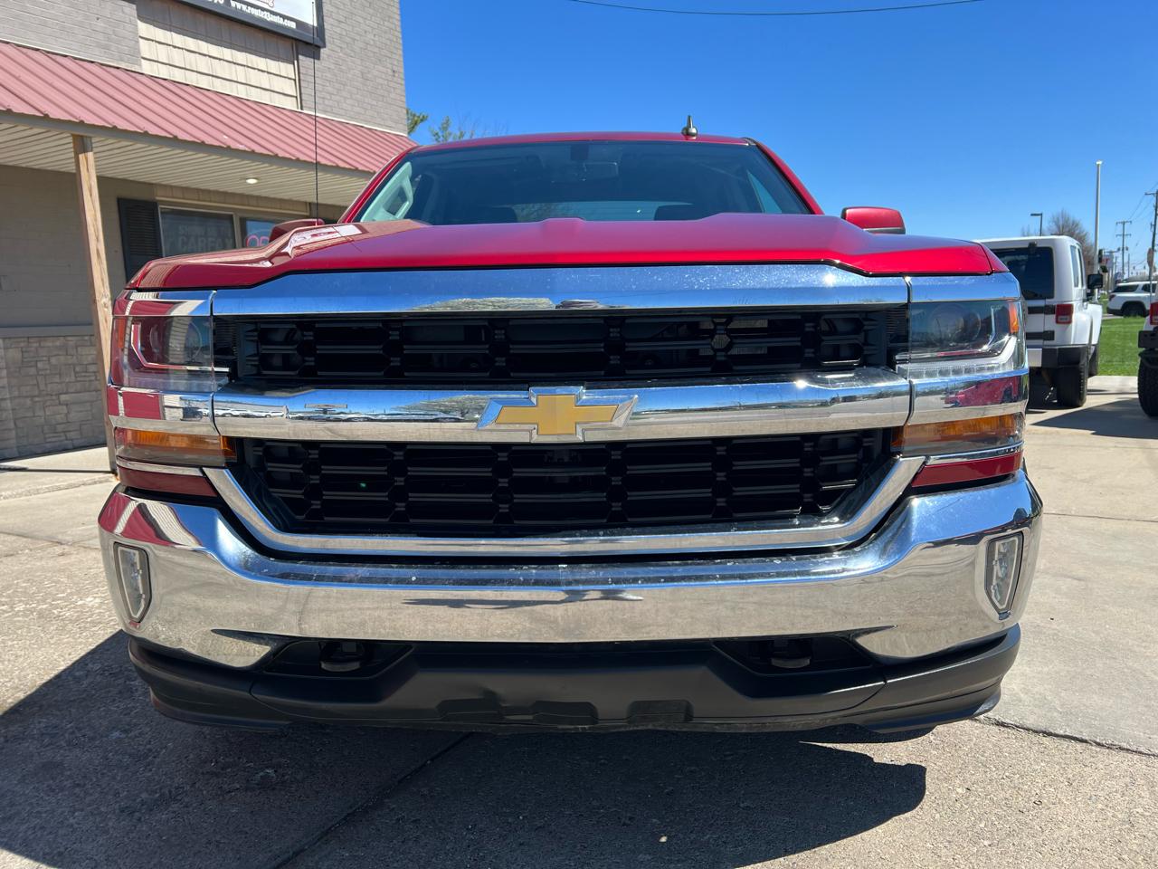 Chevrolet Silverado 1500 4WD Double Cab 143.5" LT w/1LT 2018