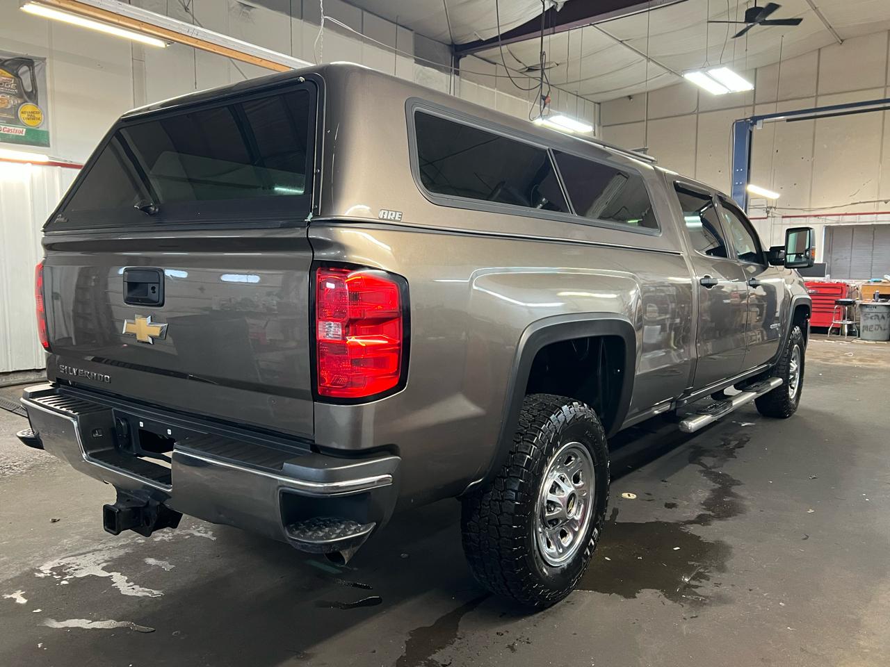 Chevrolet Silverado 2500HD Built After Aug 14  2015