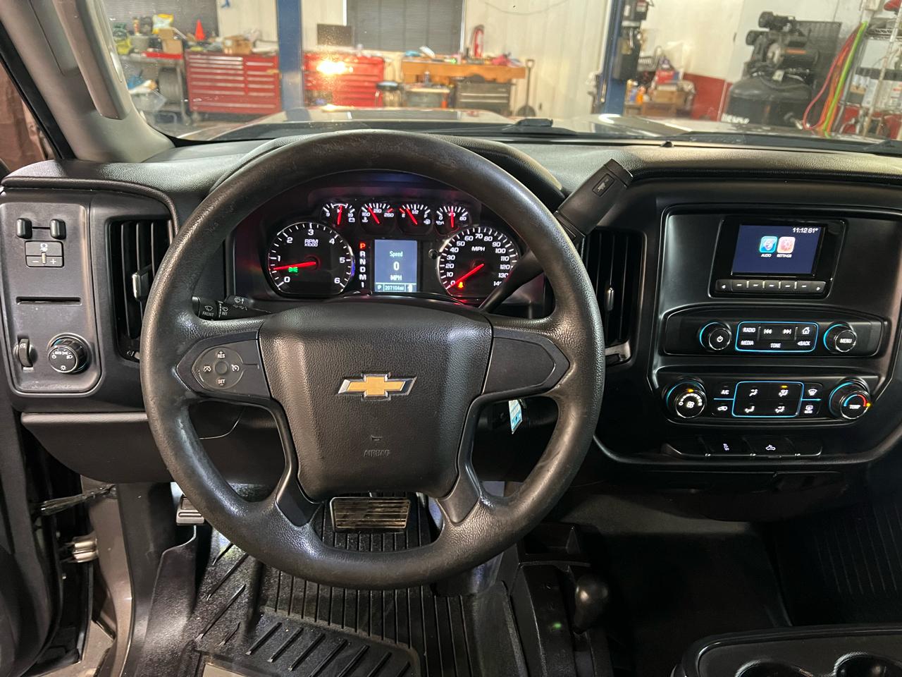 Chevrolet Silverado 2500HD Built After Aug 14  2015