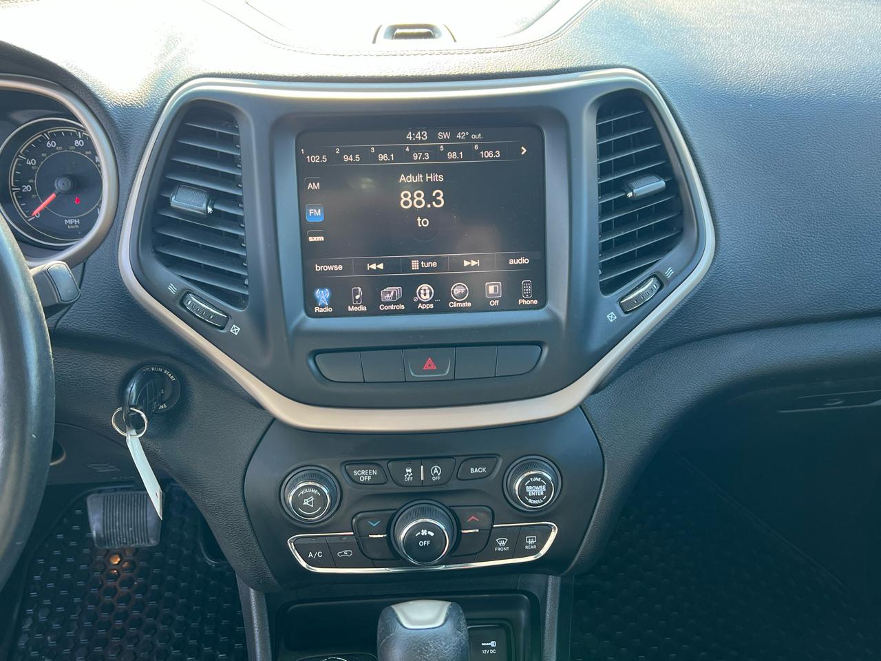 Jeep Cherokee 4WD 4dr Latitude 2015