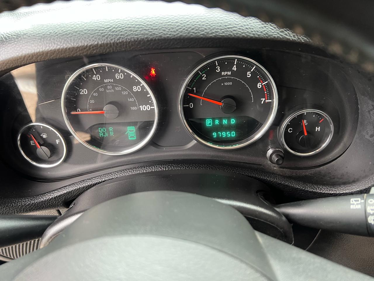 Jeep Wrangler Unlimited 4WD 4dr Sahara 2013