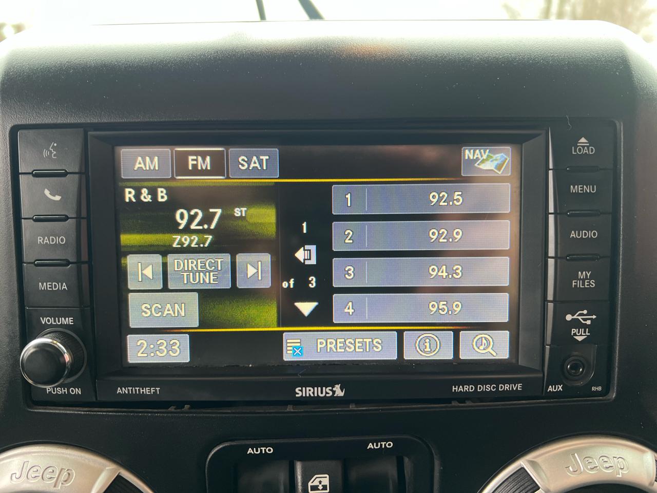 Jeep Wrangler Unlimited 4WD 4dr Sahara 2013