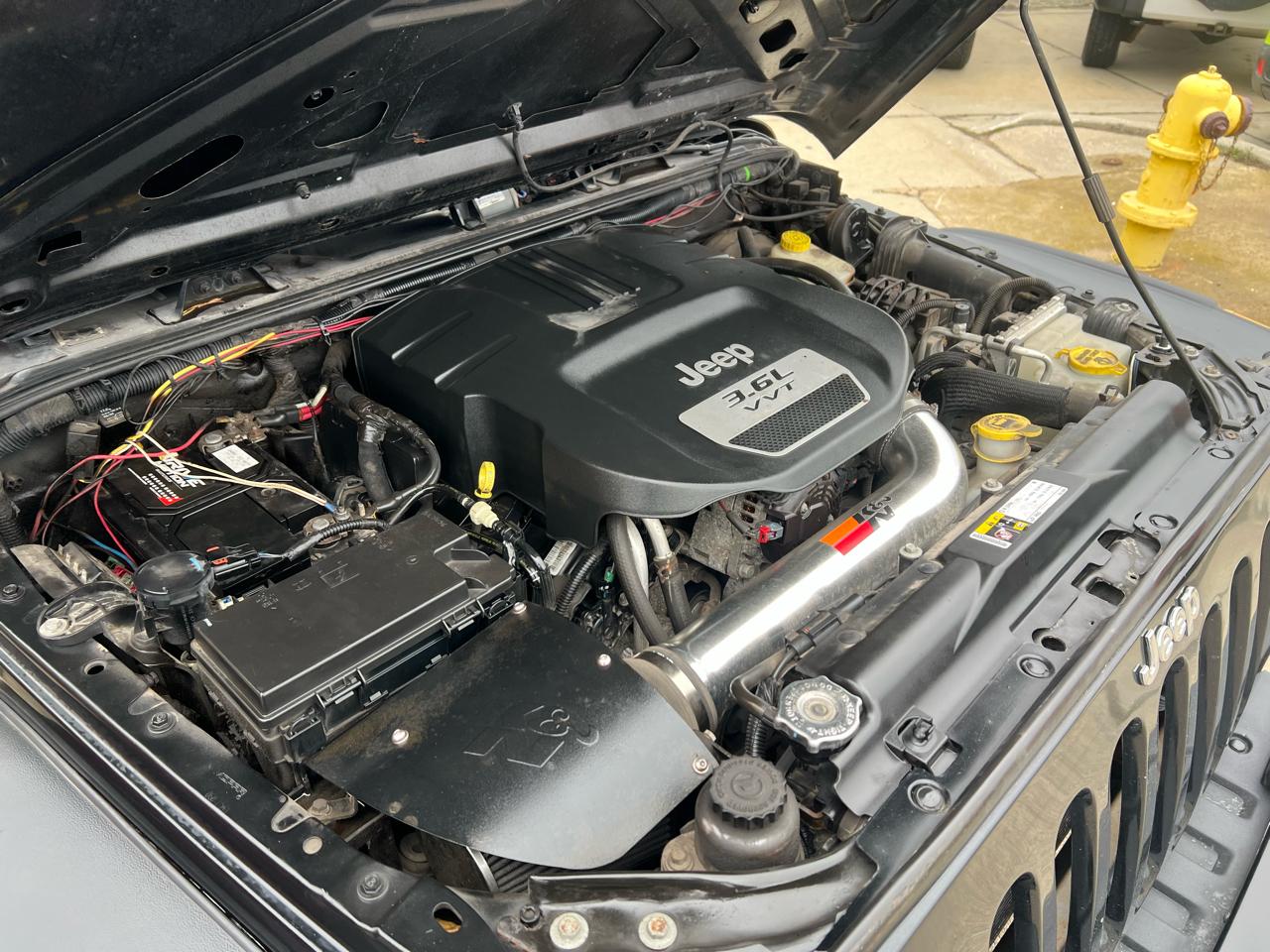 Jeep Wrangler Unlimited 4WD 4dr Sahara 2013