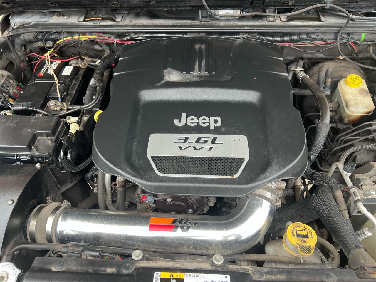 Jeep Wrangler Unlimited 4WD 4dr Sahara 2013