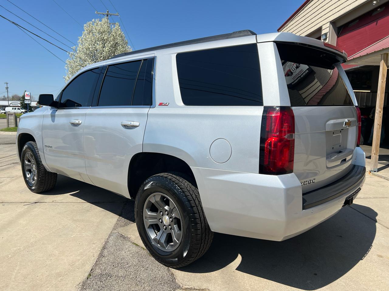 Chevrolet Tahoe 4WD 4dr LT 2016