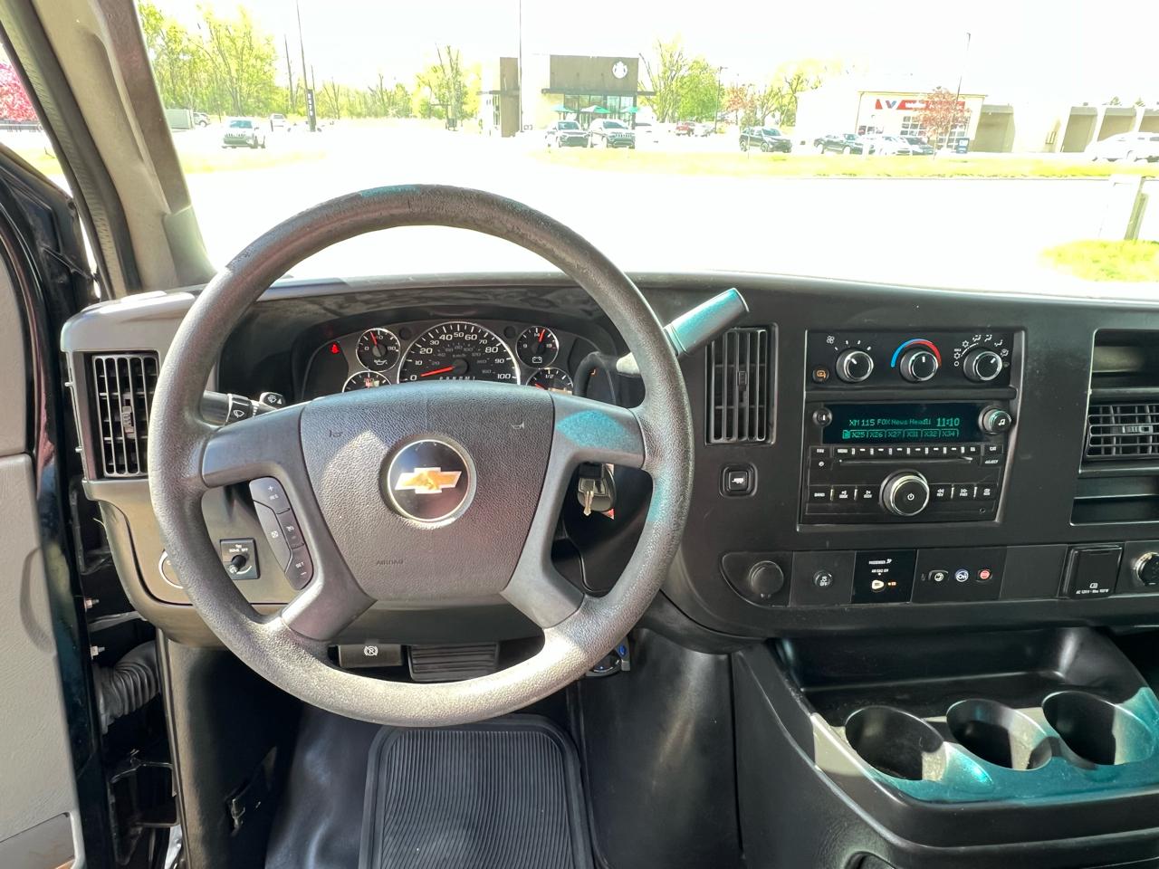 Chevrolet Express Cargo Van RWD 3500 155" 2017