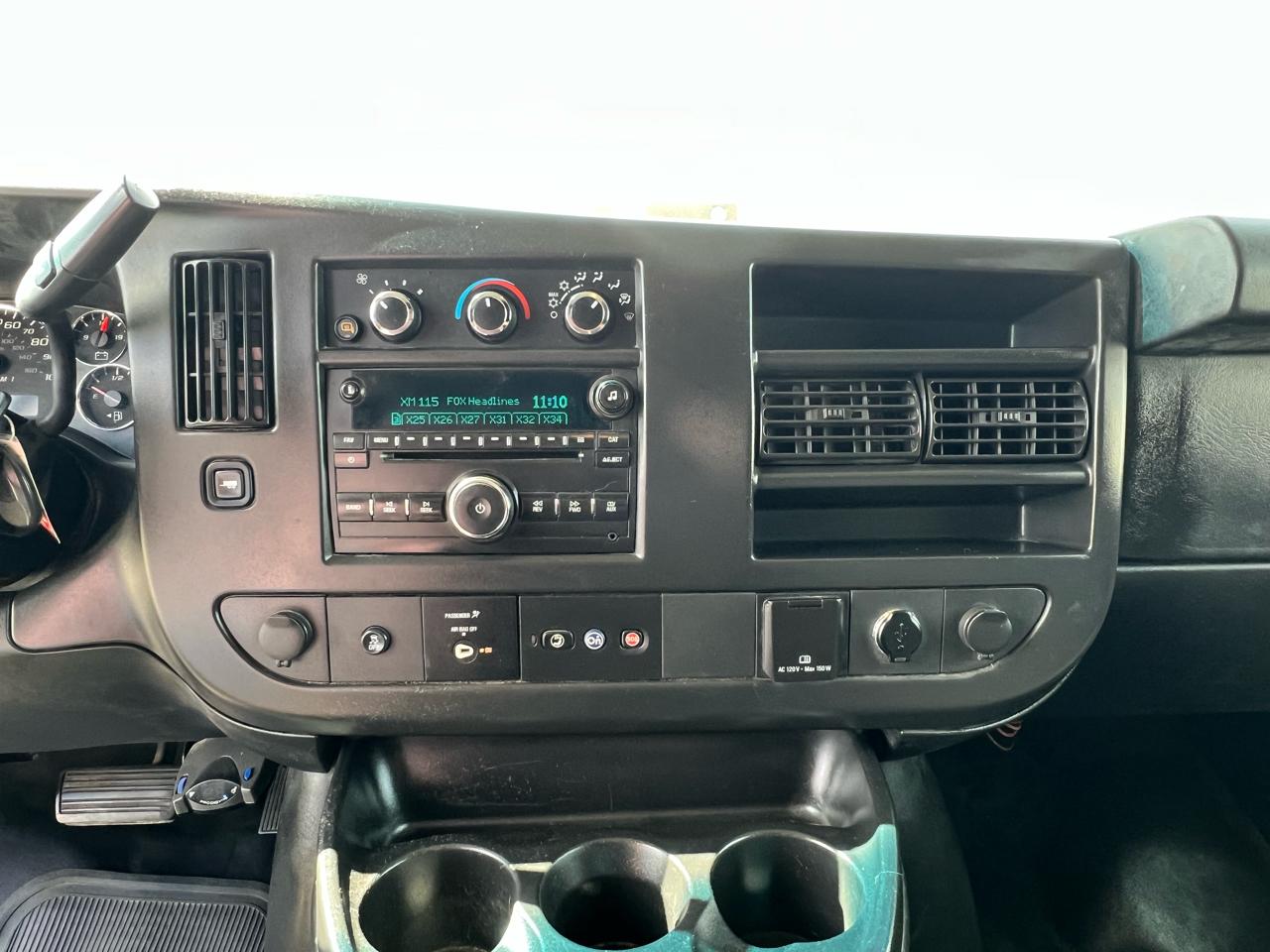 Chevrolet Express Cargo Van RWD 3500 155" 2017