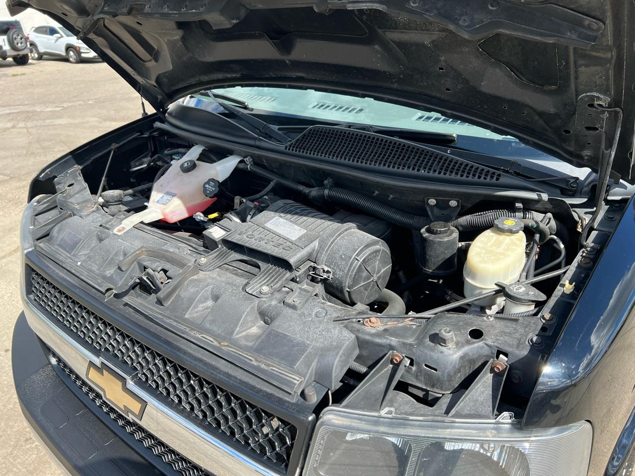Chevrolet Express Cargo Van RWD 3500 155" 2017