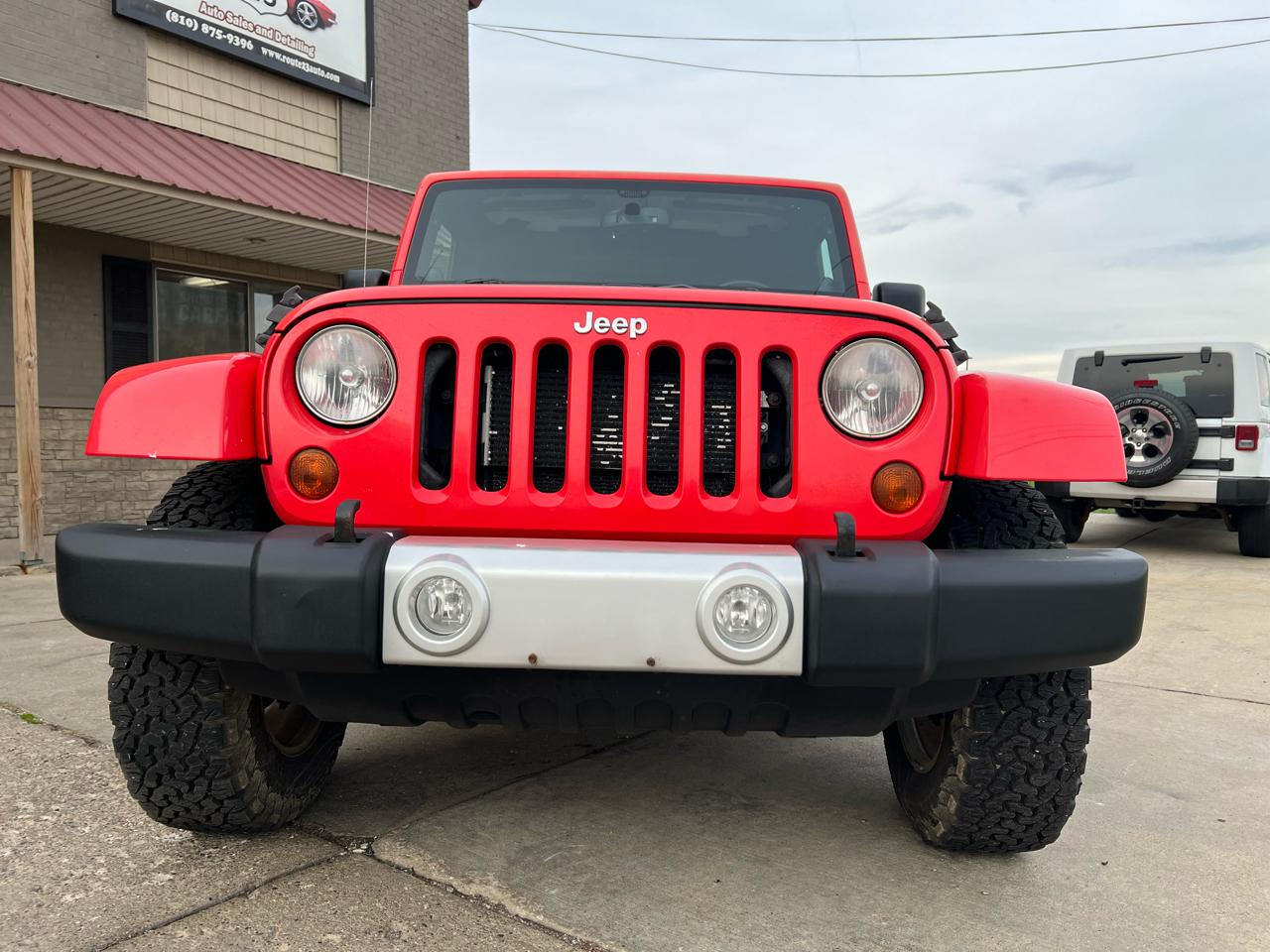 Jeep Wrangler Unlimited 4WD 4dr Sahara 2013