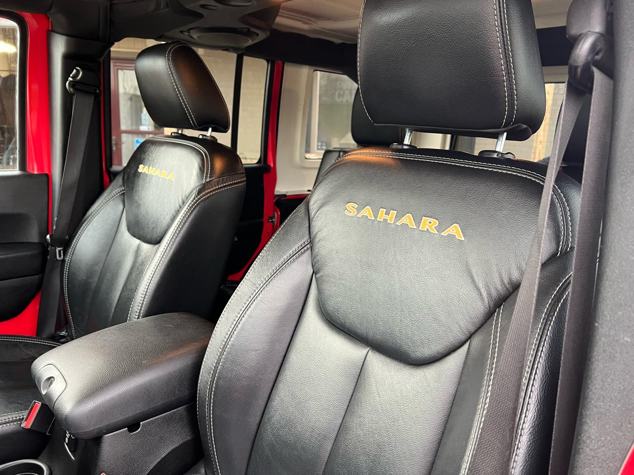 Jeep Wrangler Unlimited 4WD 4dr Sahara 2013