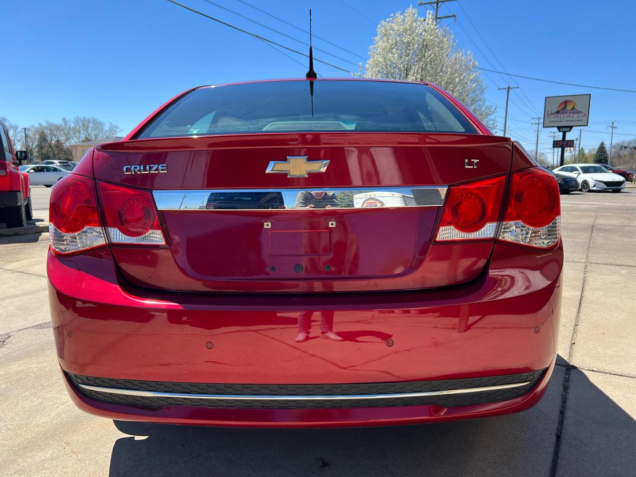 Chevrolet Cruze 4dr Sdn LT w/1LT 2012