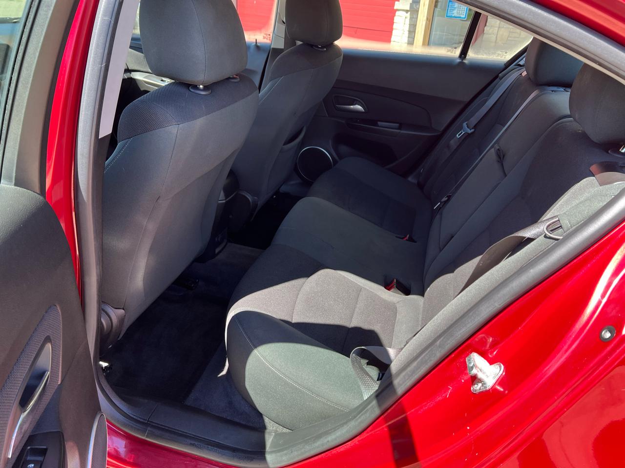 Chevrolet Cruze 4dr Sdn LT w/1LT 2012