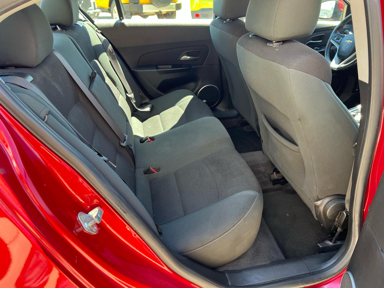 Chevrolet Cruze 4dr Sdn LT w/1LT 2012