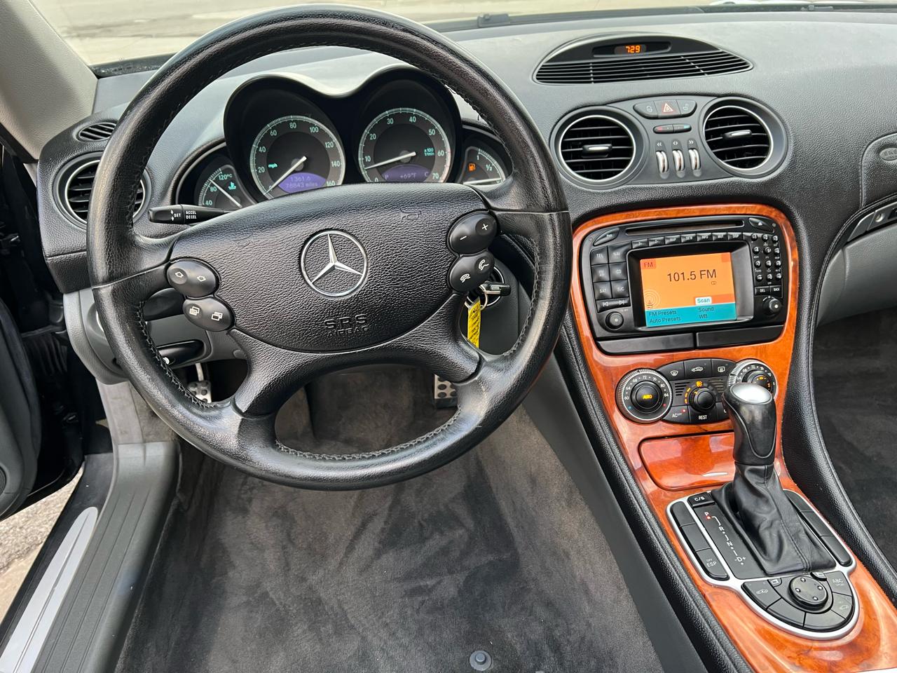 Mercedes-Benz SL-Class SL500 2004