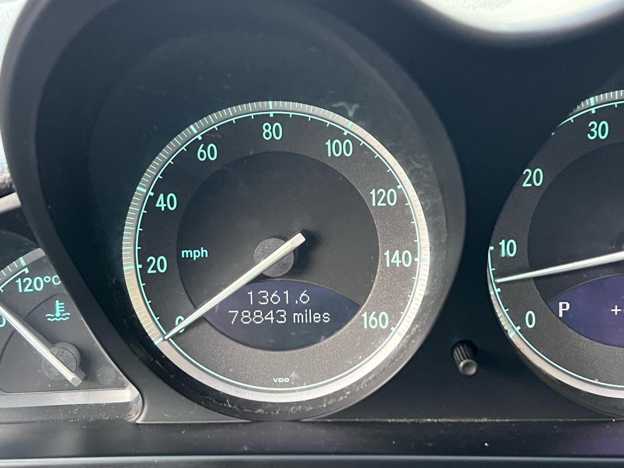 Mercedes-Benz SL-Class SL500 2004