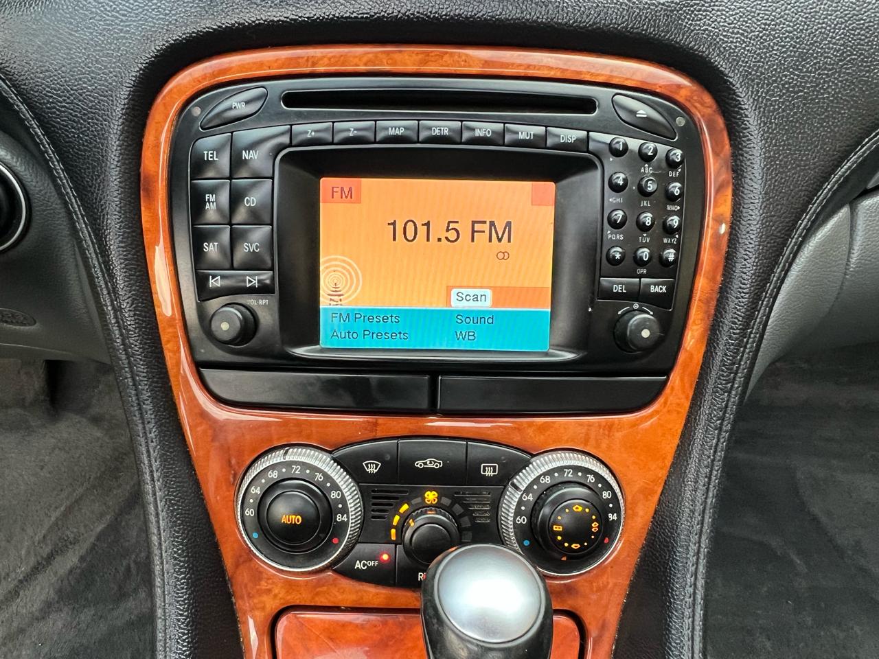 Mercedes-Benz SL-Class SL500 2004