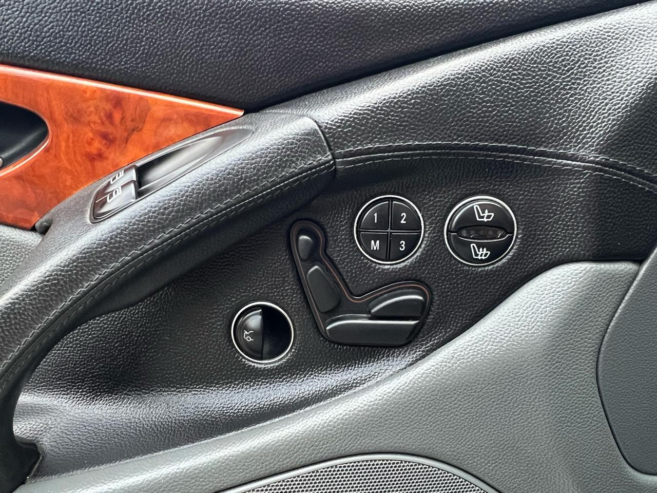 Mercedes-Benz SL-Class SL500 2004